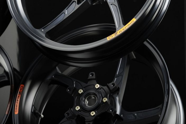 Highway Racing Wheels OZ Racing wheels Piega | PARAGON MOTOR